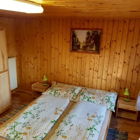 Klaudia Domek alpejski